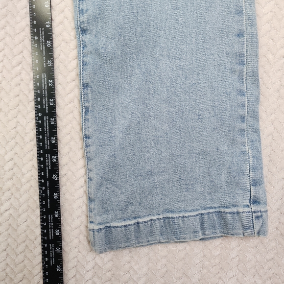 Michael Kors Selma Bootcut Light Wash Jeans Women's Size 8 - Picture 13 of 15